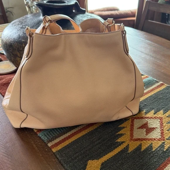 Vintage Coach peach Leather Shoulder Bag - Picture 2 of 13